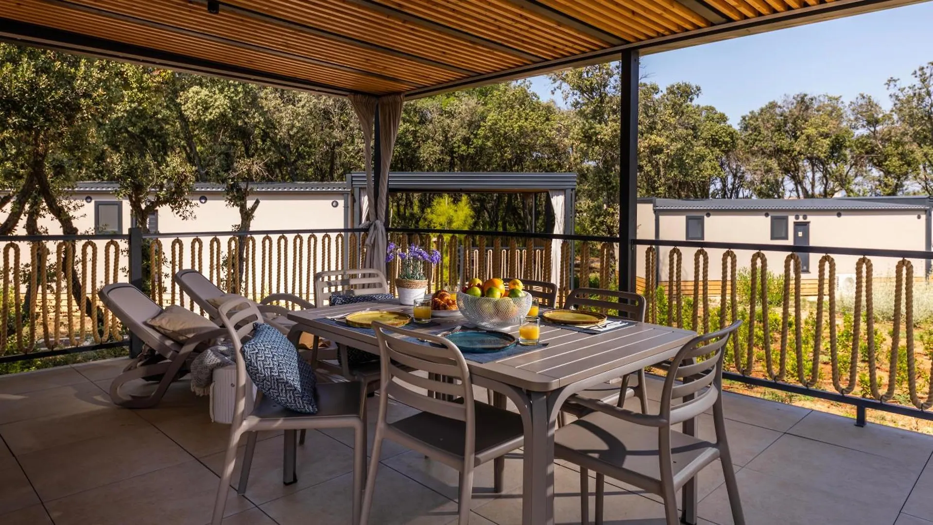 Holiday park Mobile Homes Lopari Nerezine