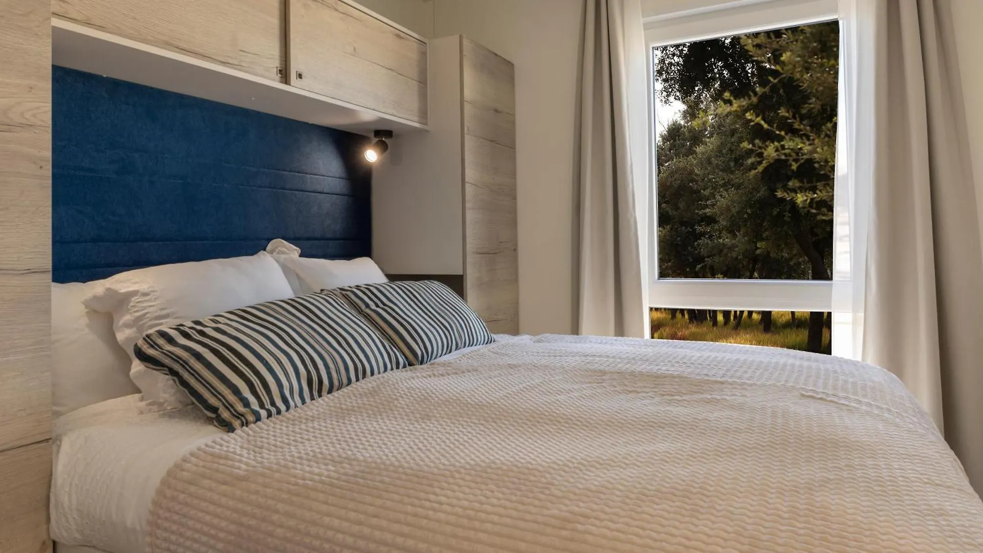 Holiday park Mobile Homes Lopari Nerezine